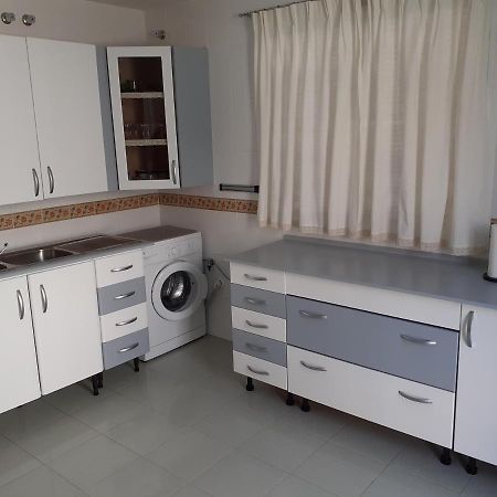 3 Calle Margarita Nelken Ла-Пуэбла-де-Касалья Экстерьер фото